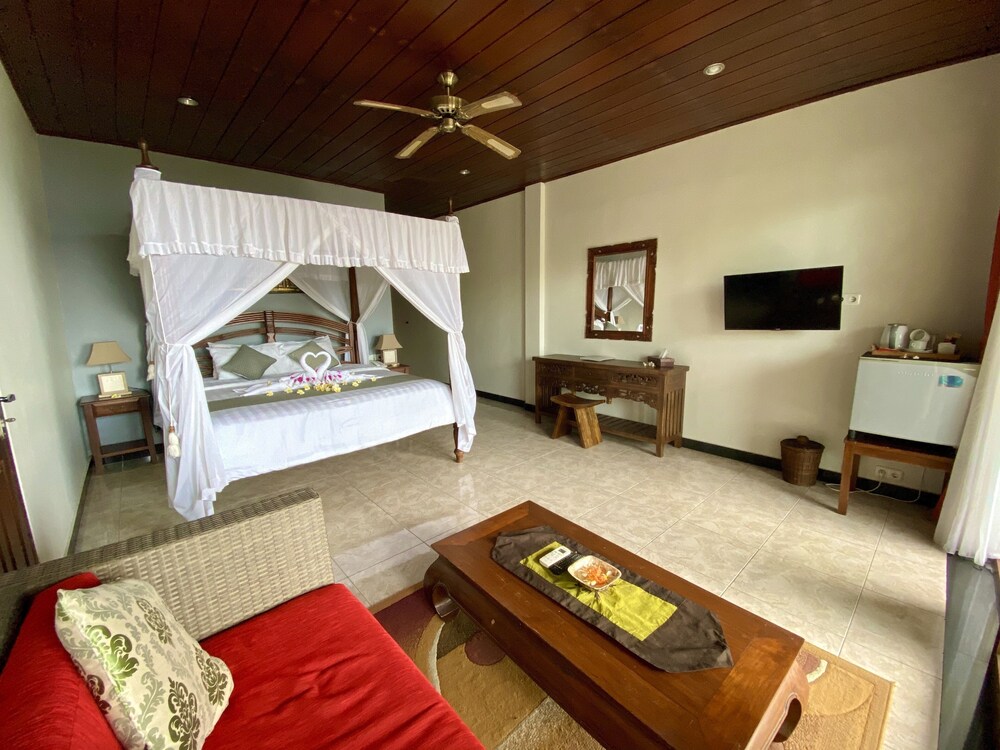 Puri Wirata Dive Resort And Spa 27/46