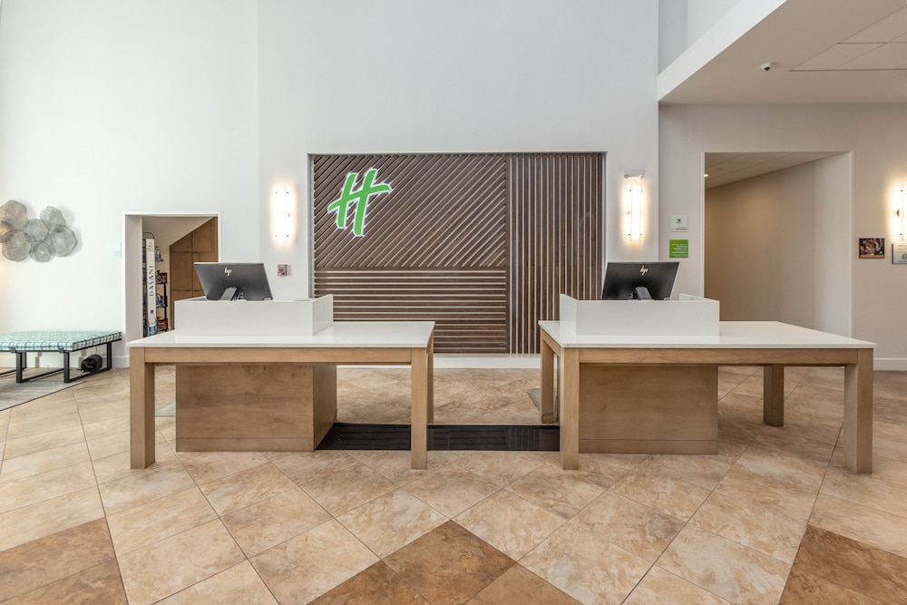 Holiday Inn Suites Memphis Wolfchase Galleria 12/79