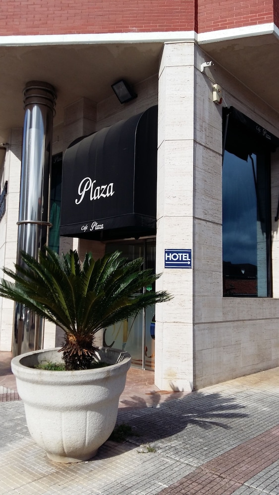 HOTEL PLAZA NUEVA 6/69