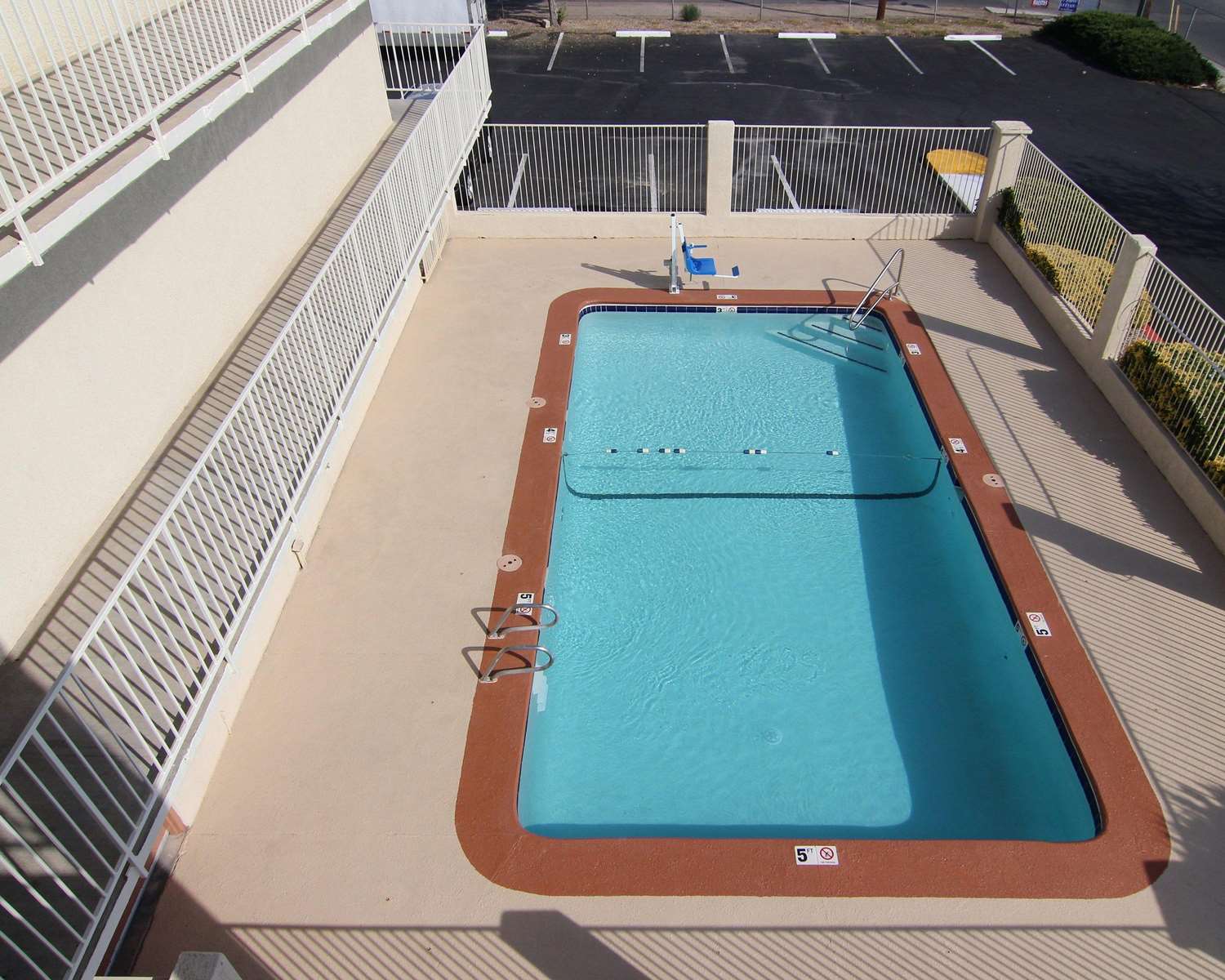 Rodeway Inn Albuquerque NM 21/30