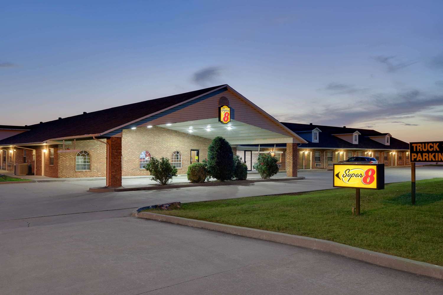 Super 8 by Wyndham Big Cabin/Vinita Area 6/39