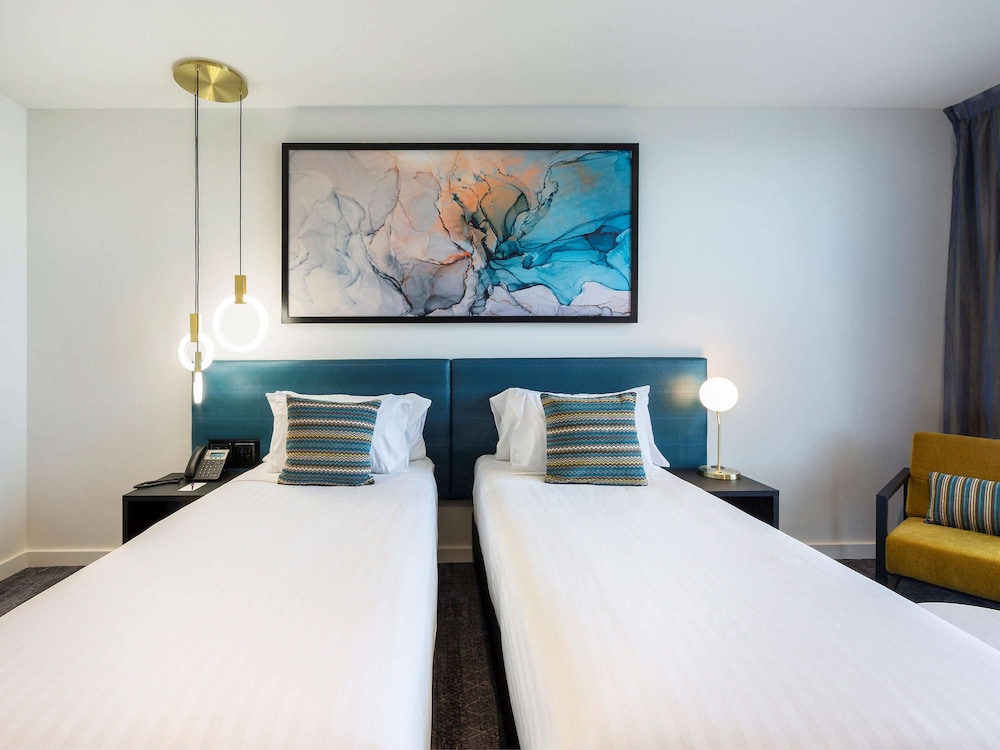 Mercure Canberra Belconnen 26/69