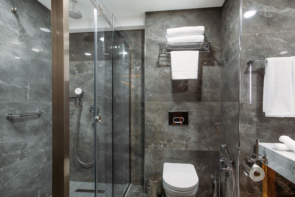 Marjan Plaza Hotel 48/50