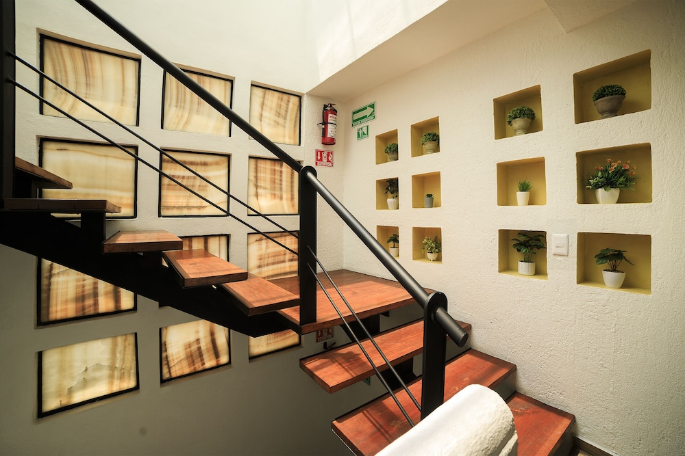 Capital O Hotel Boutique Las Torres 26/32
