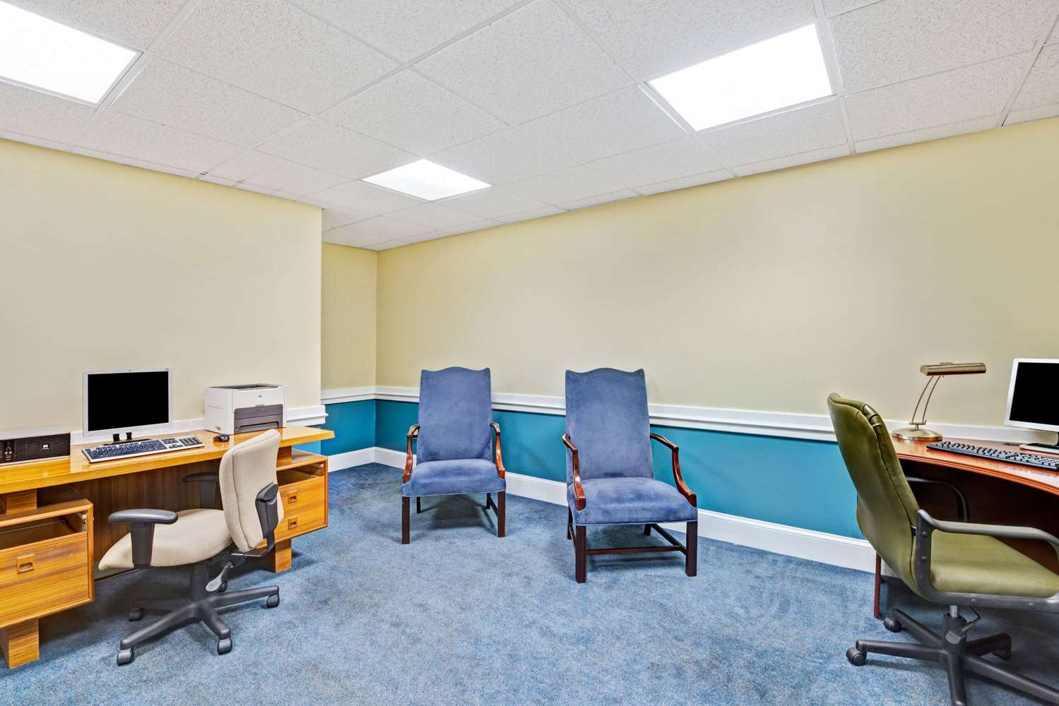 Ramada by Wyndham Seekonk Providence Area 9/13