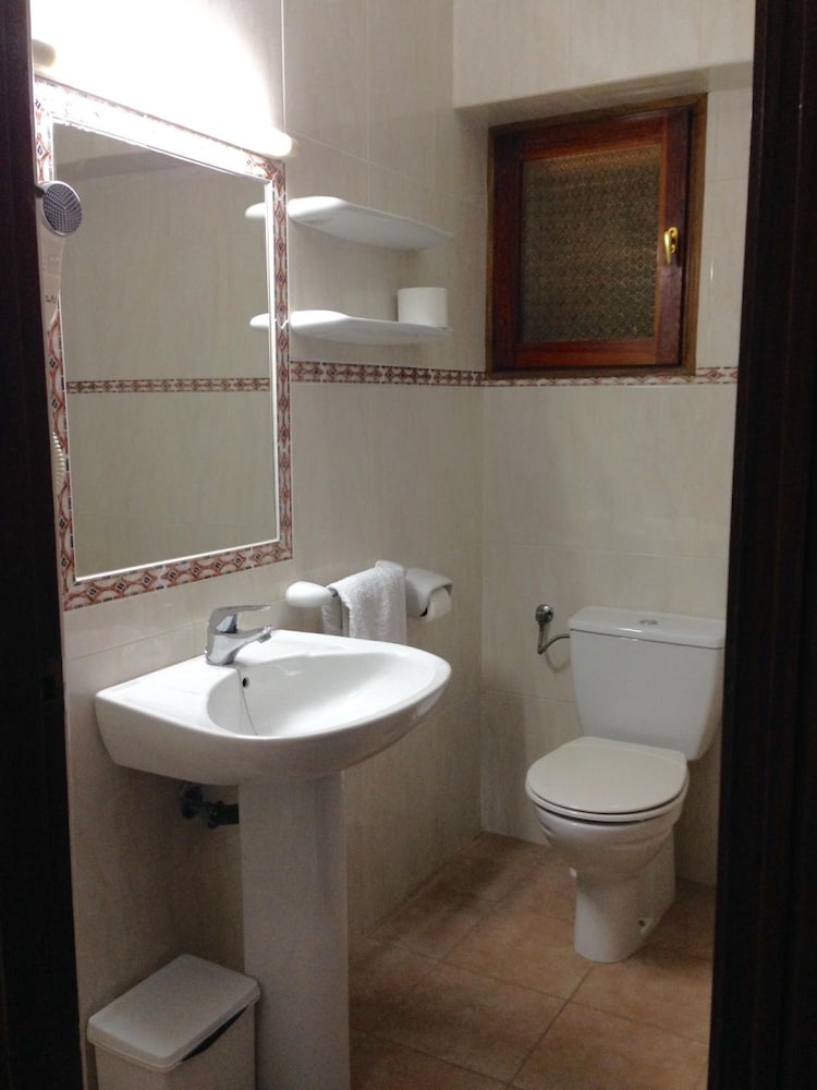 Llevant Apartments 29/30