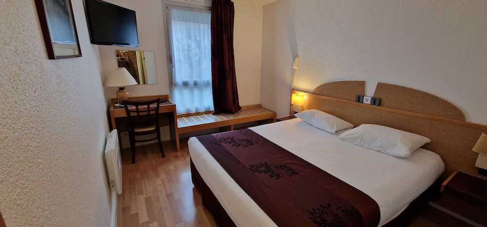 Kyriad Direct Arpajon 15/50