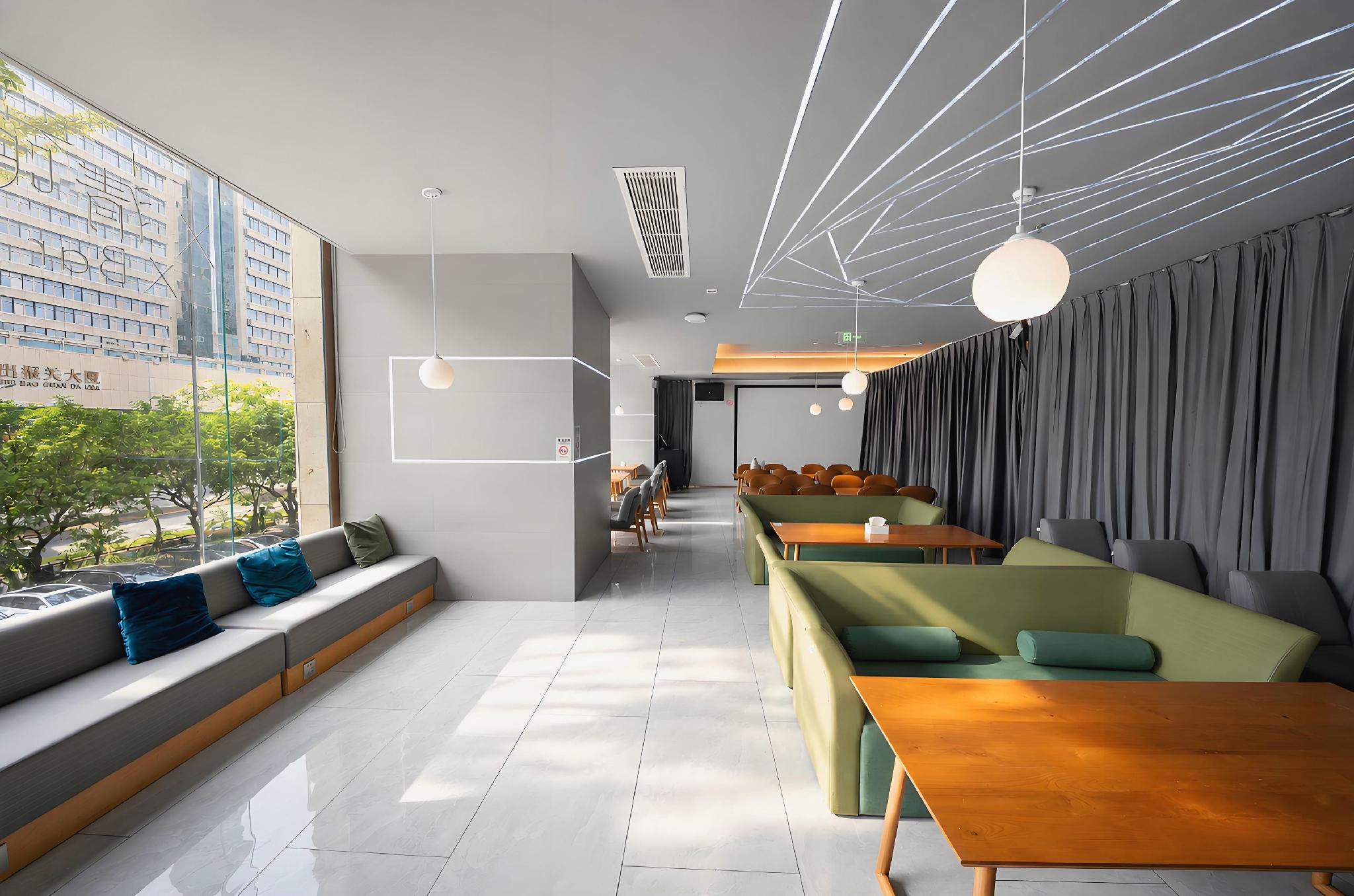 Shenzhen U Enjoy Hotel (Luohu Port Xiangxicun Subway Station) 24/38