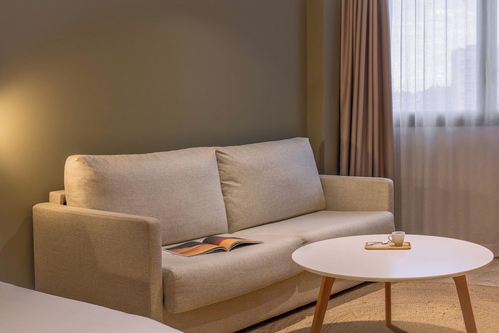 Sb Express Tarragona Hotel 37/61