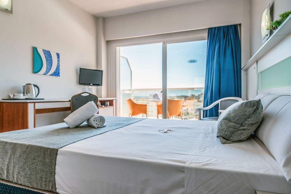 ROOM, DOUBLE BED, TERRACE