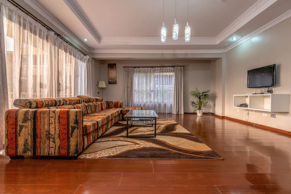 Eldon Suites Apartments 25/34