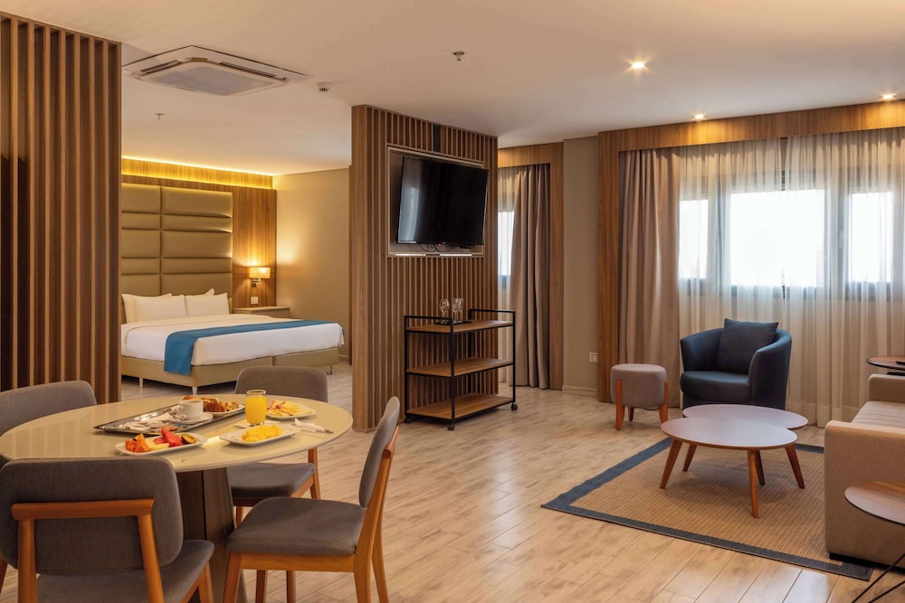 Tryp by Wyndham Asuncion 37/52