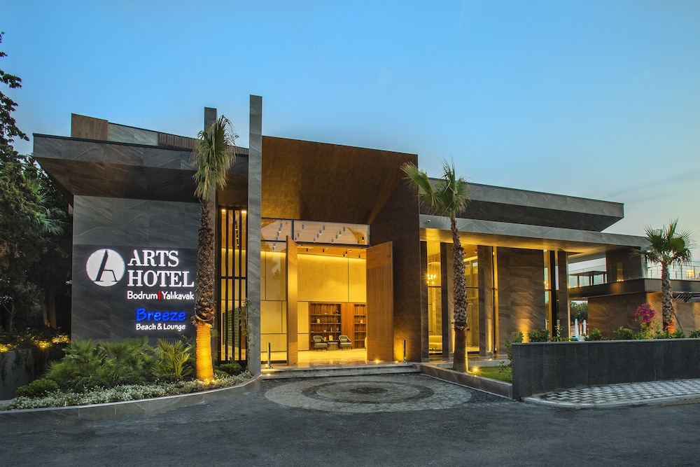Arts Hotel Bodrum 67/71
