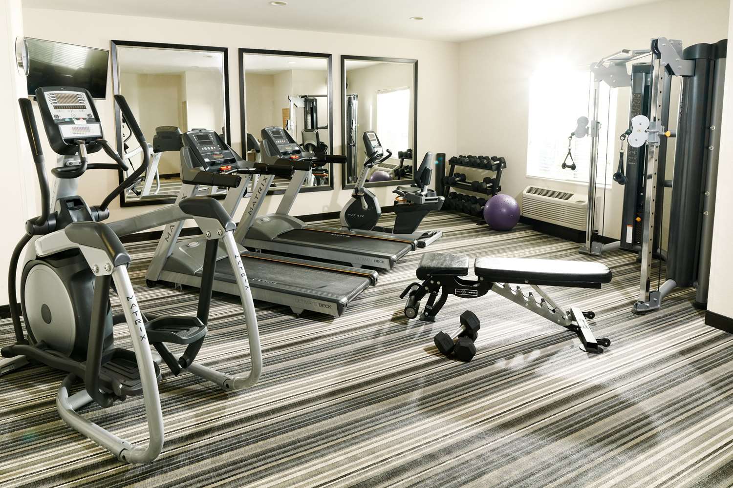 Sonesta Simply Suites Nanuet 14/23