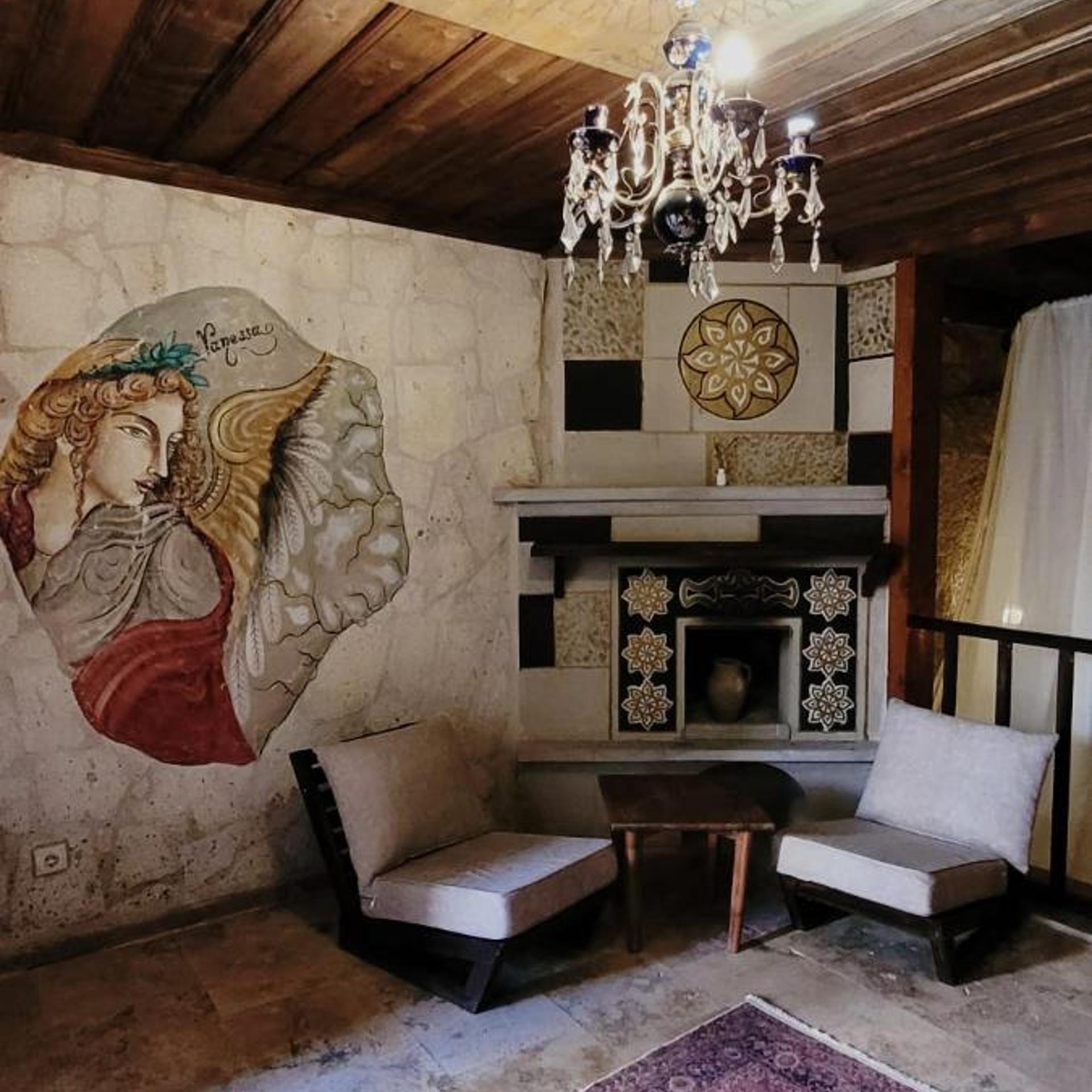 Vanessa Cave House 35/49