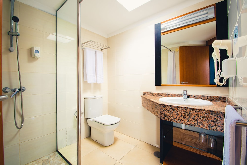 HL Miraflor Suites Hotel 44/44