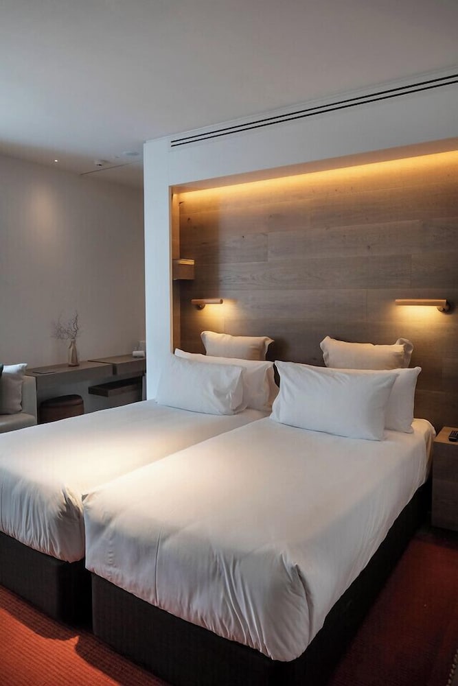 The Hotel Britomart 12/50