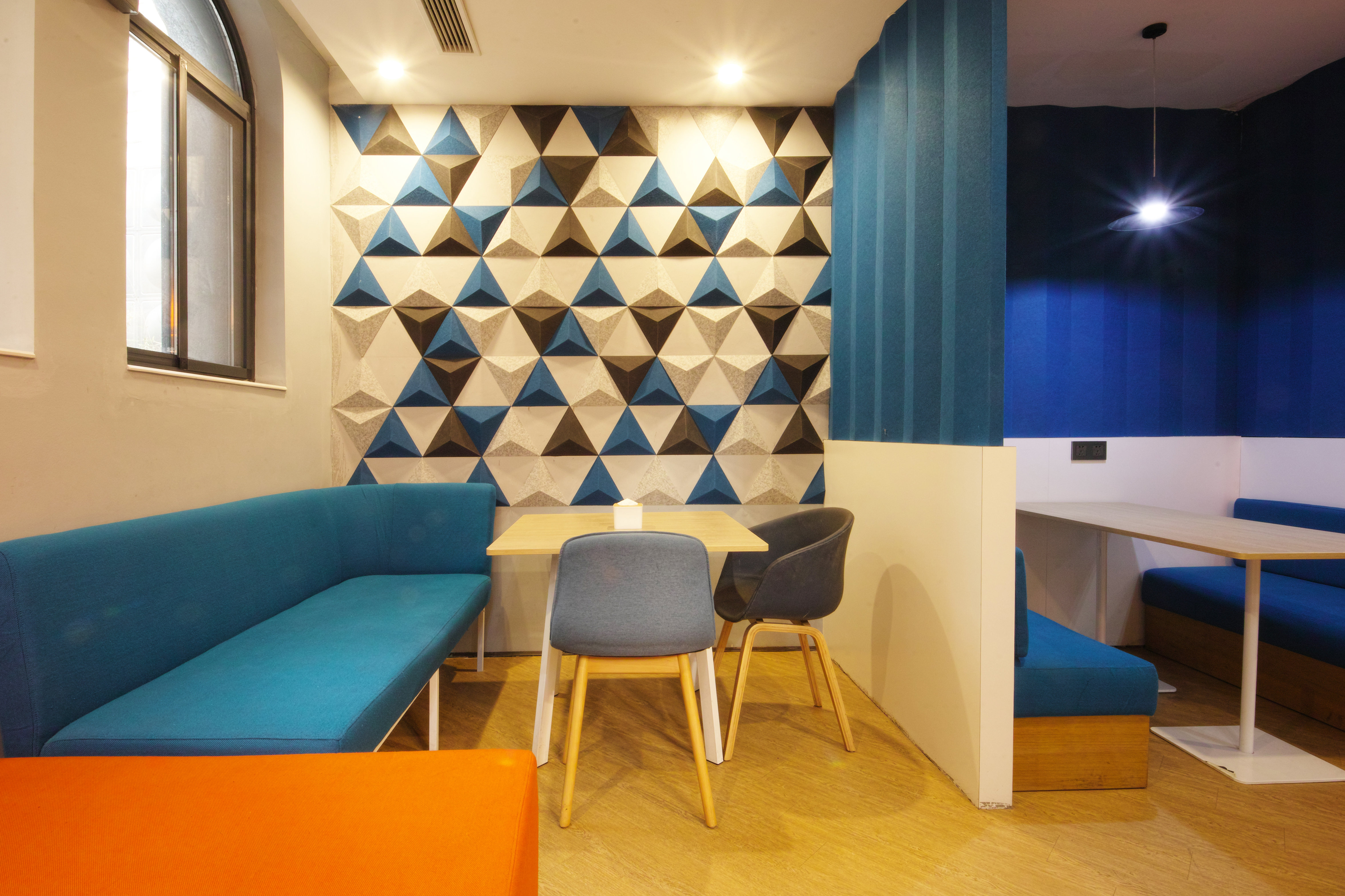 HOLIDAY INN EXPRESS HEFEI SHUSHAN 17/34