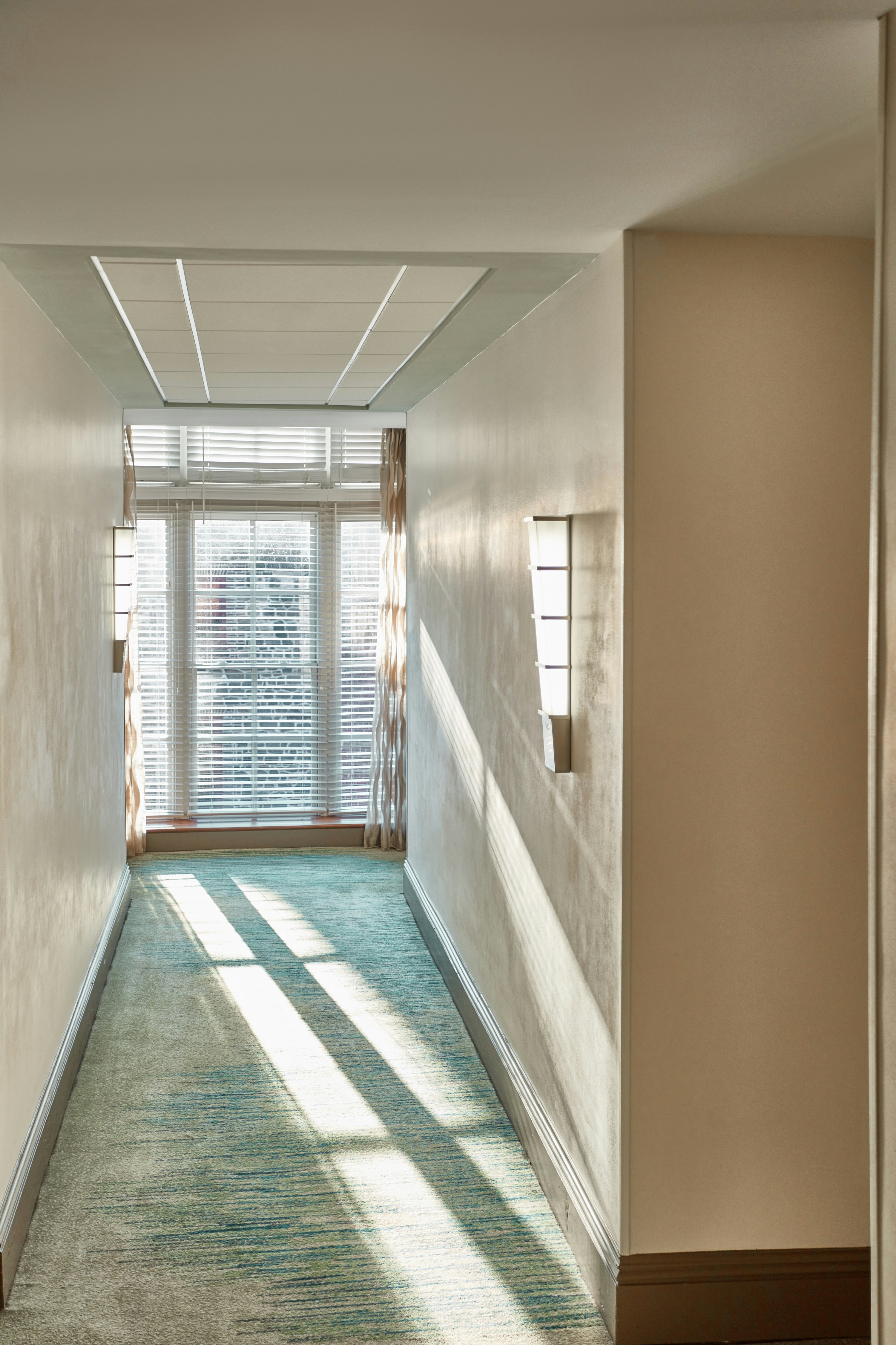 The Cotton Sail Hotel Savannah, Tapestry Collection by Hilton 28/45