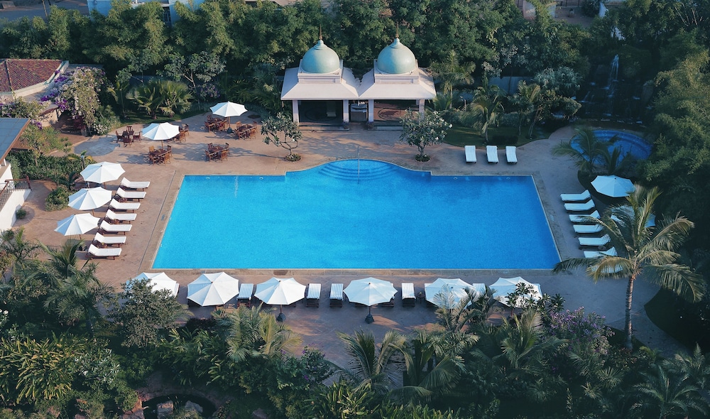 The Leela Palace Bengaluru 7/81