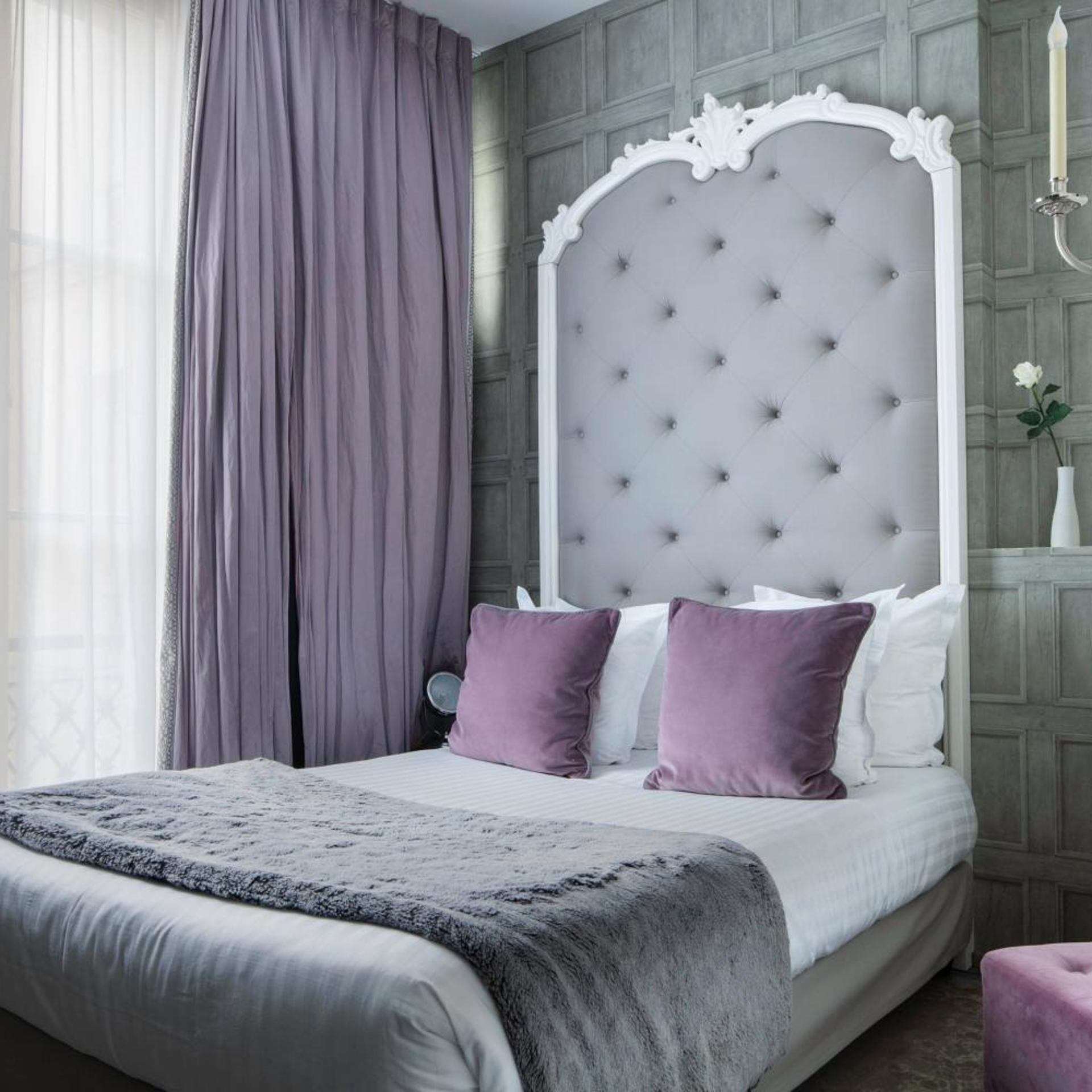 Room, Single