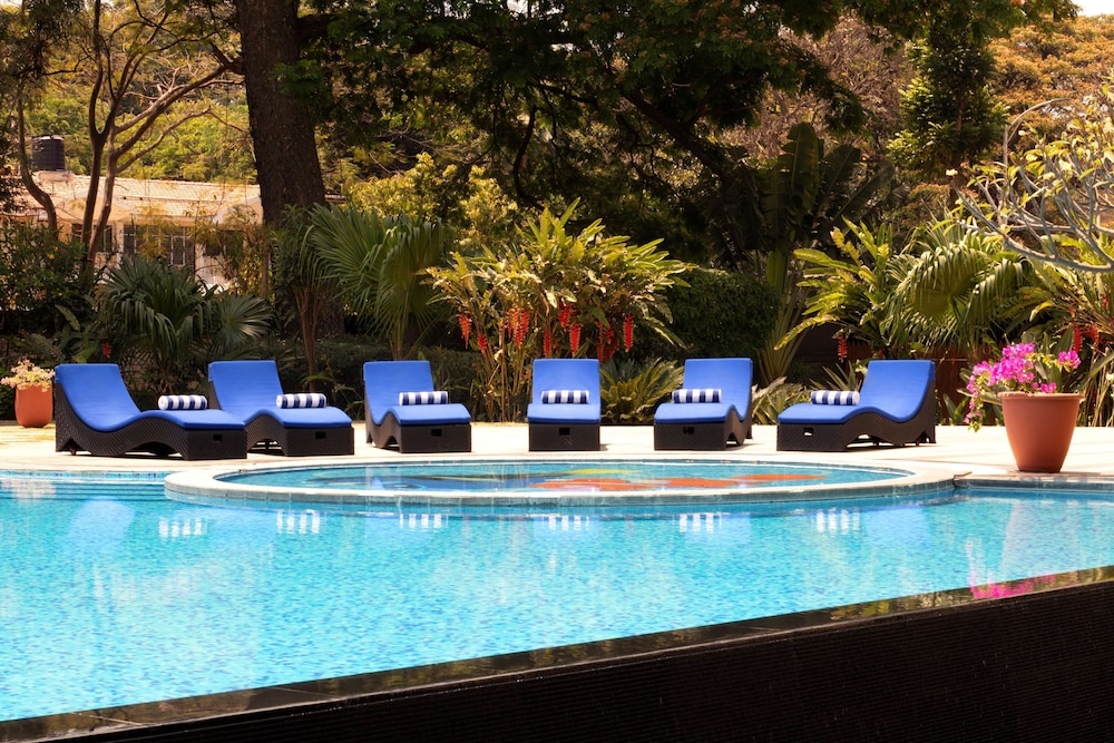 Radisson Blu Plaza Hotel Mysore 6/72