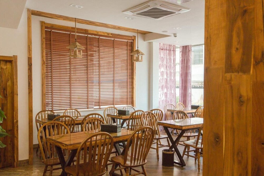 Huangshan Shui Mo Xuan Hotel 24/34