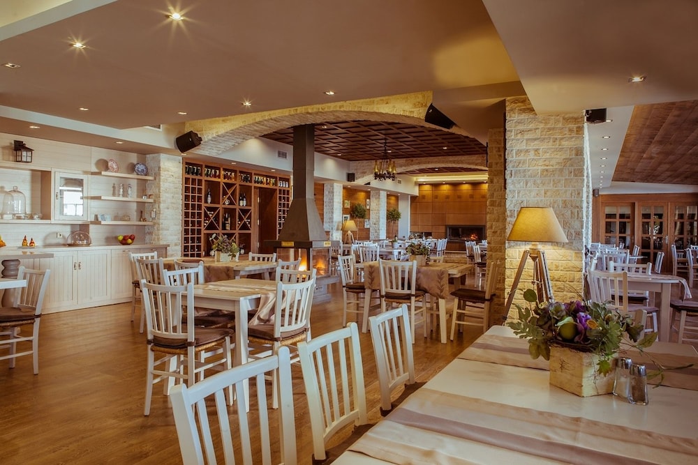 Manthos Hotel Resort and Spa 40/50