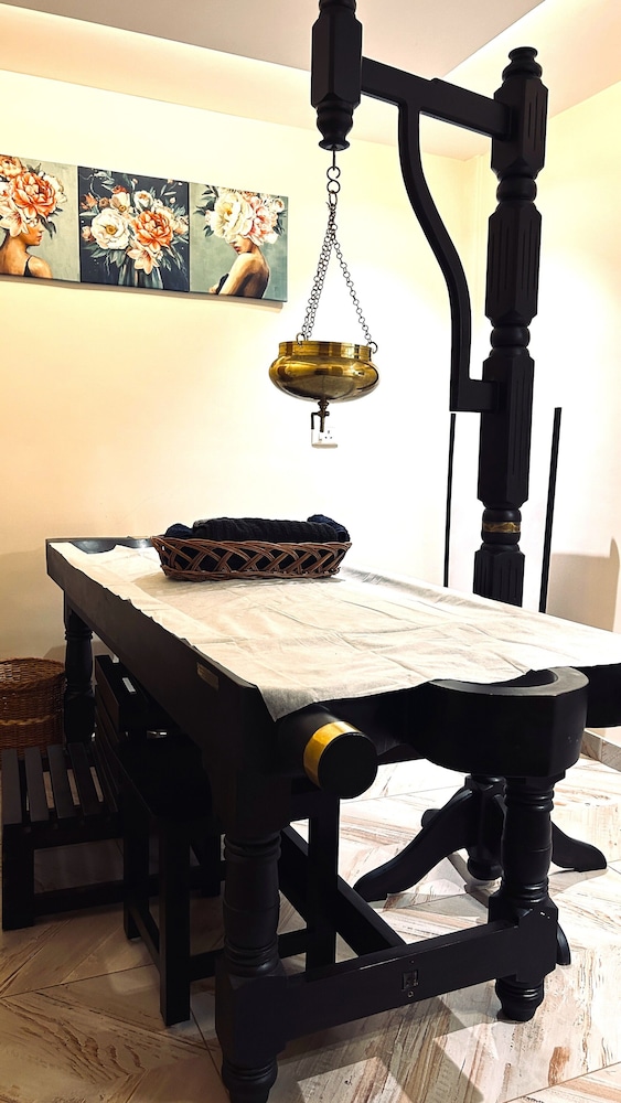 Time Square Boutique Hotel 9/30
