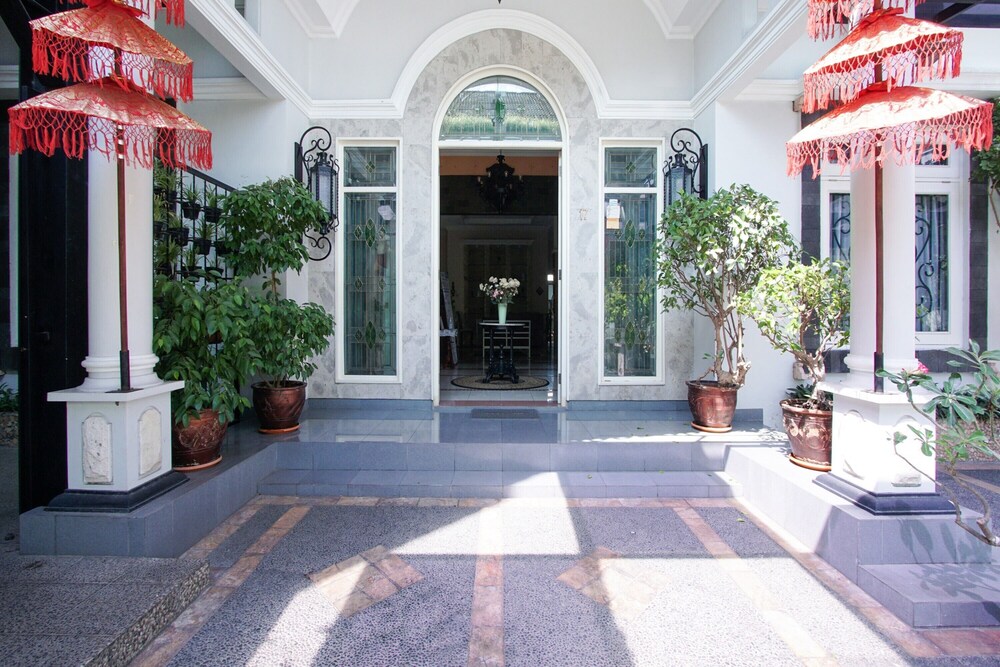OYO 3986 Just 11 Boutique Residence Syariah 2/32