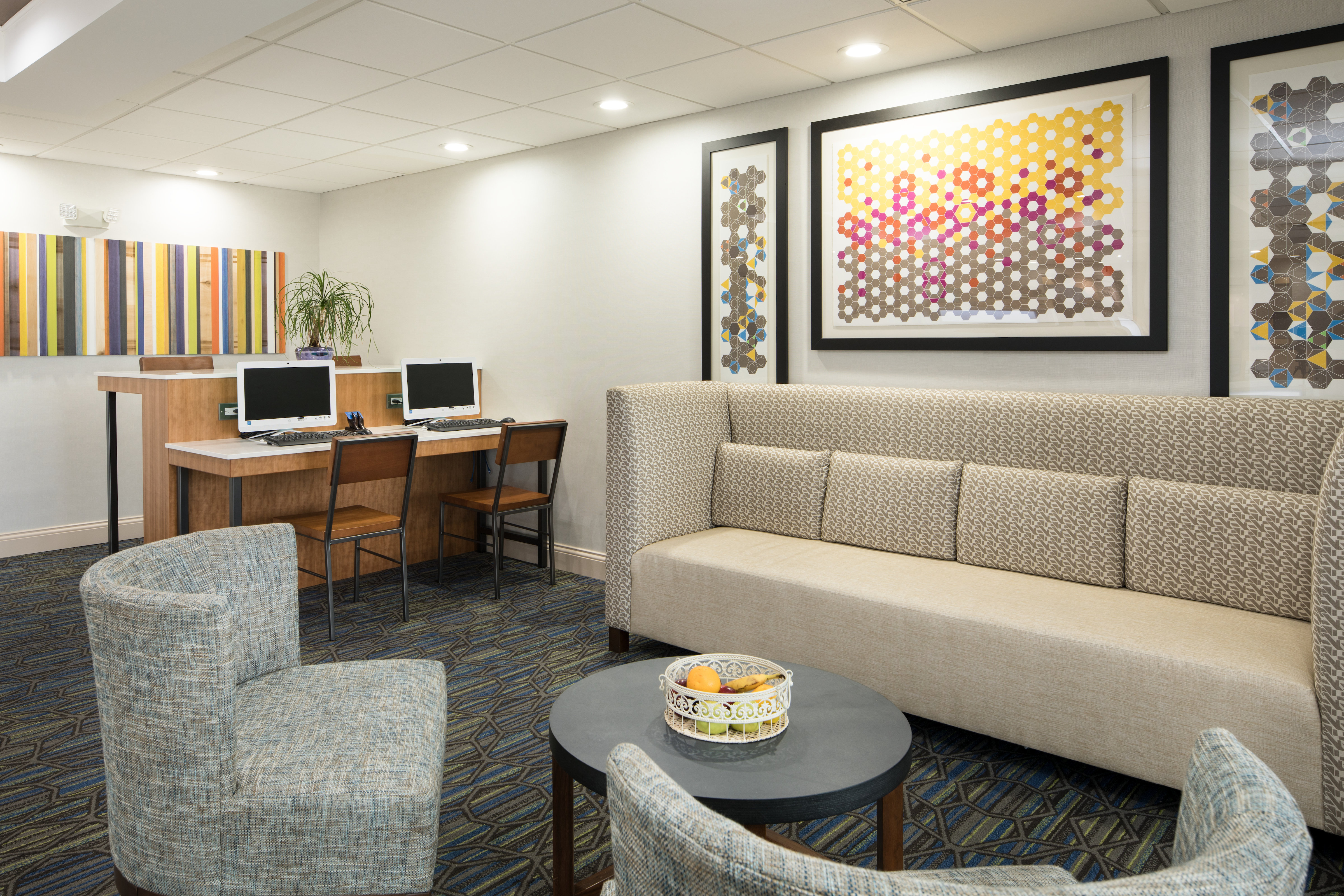 Holiday Inn Express Louisville Northeast 20/29