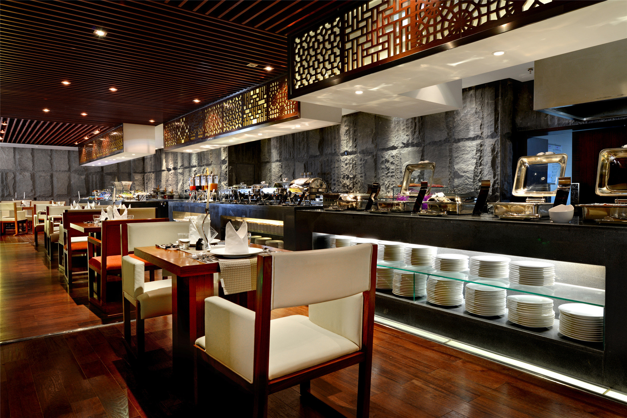 Crowne Plaza Yading 51/81