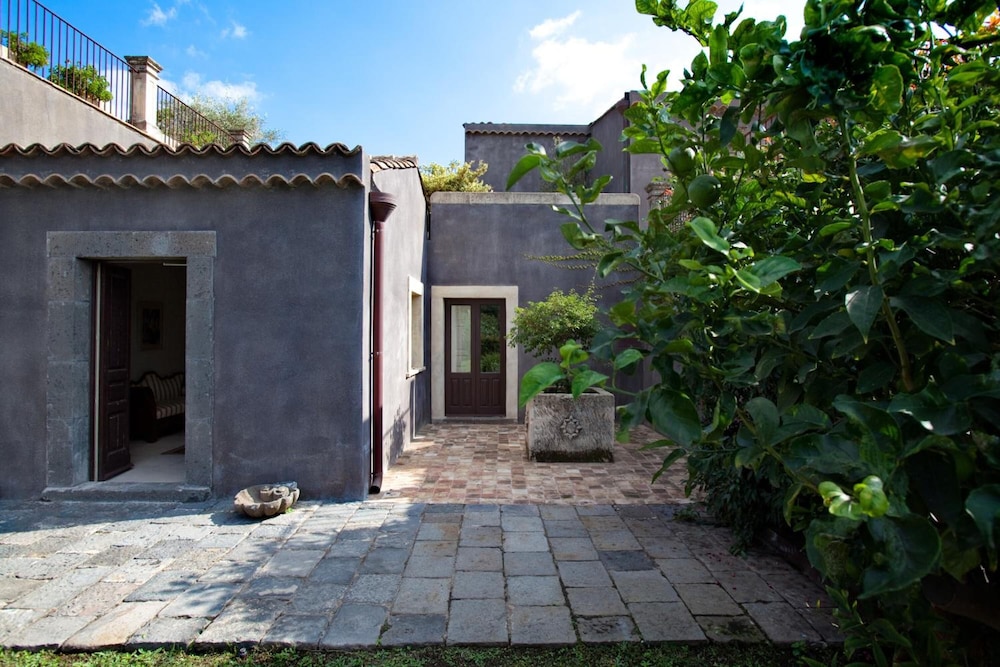 Casa La Carrubbazza 35/43