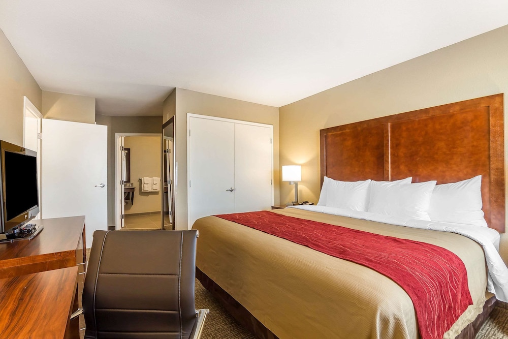 Comfort Inn & Suites Rocklin - Roseville 22/55