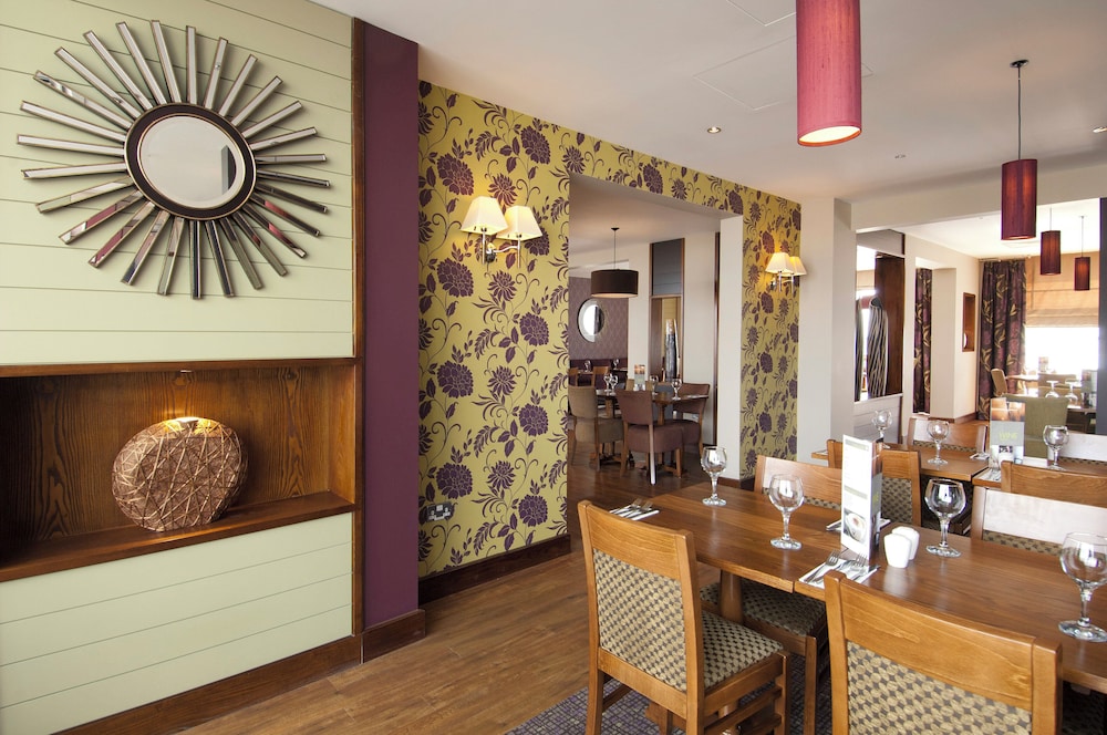 Premier Inn London Stratford 45/64