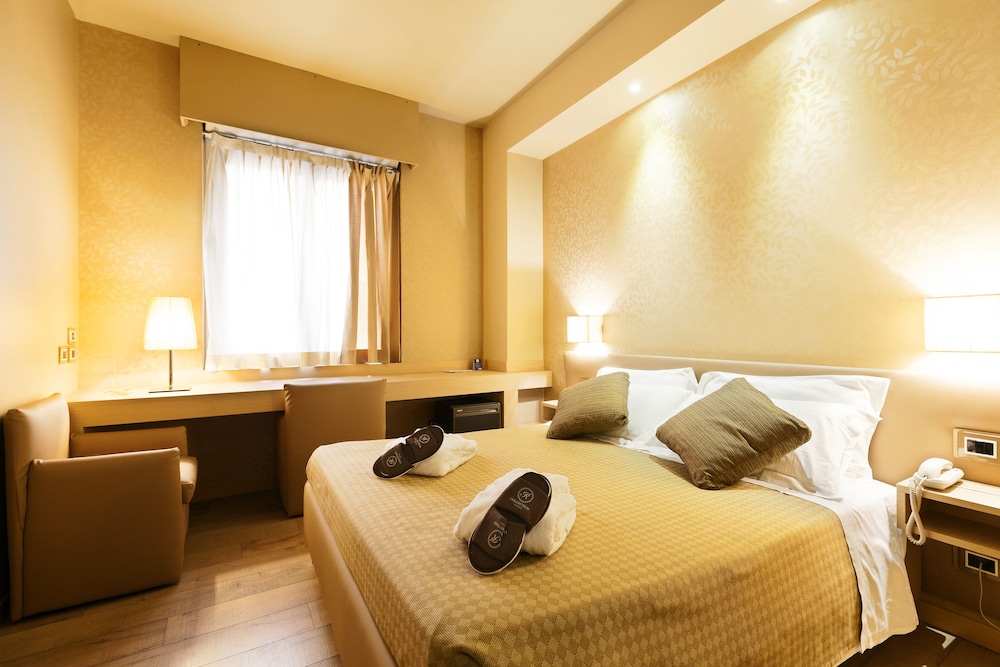 Hotel Mentana 18/50