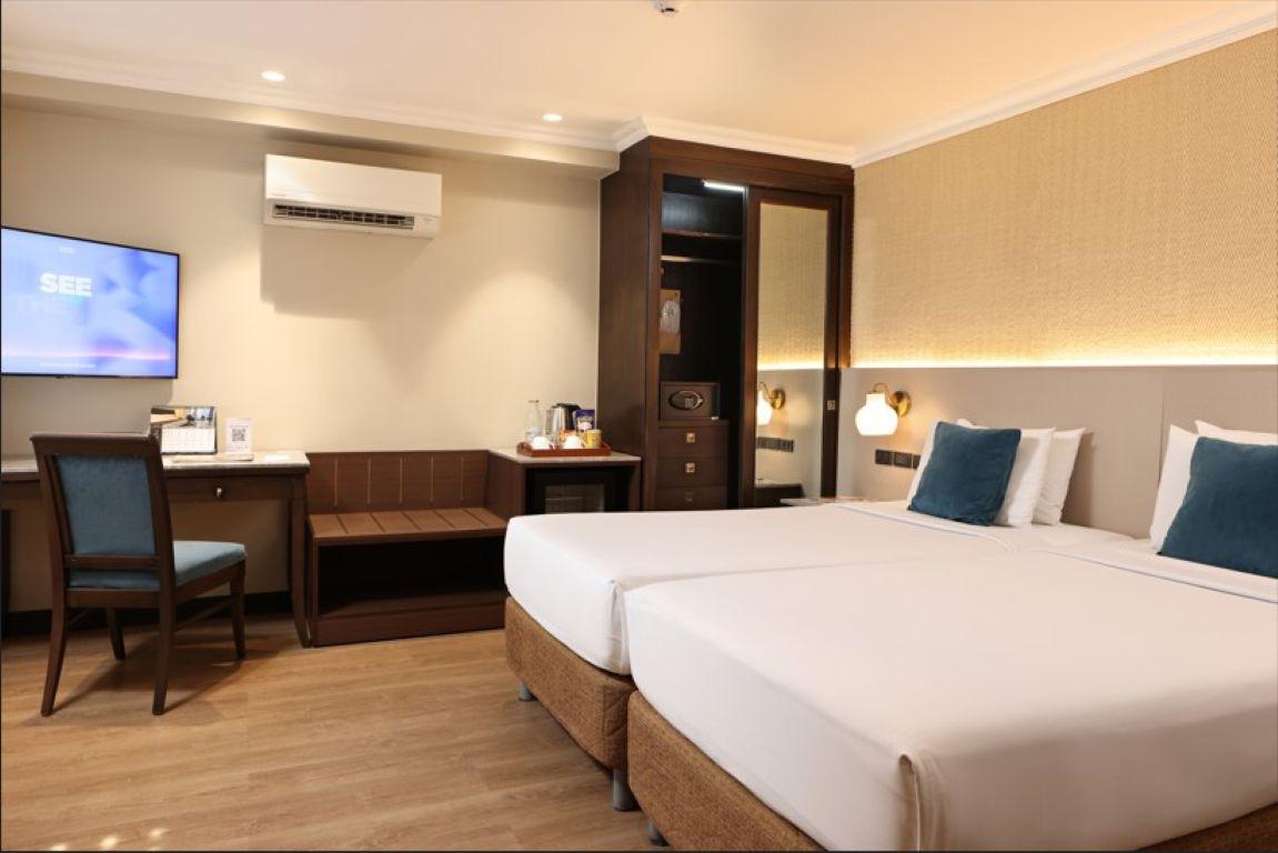 1 BEDROOM SUITE