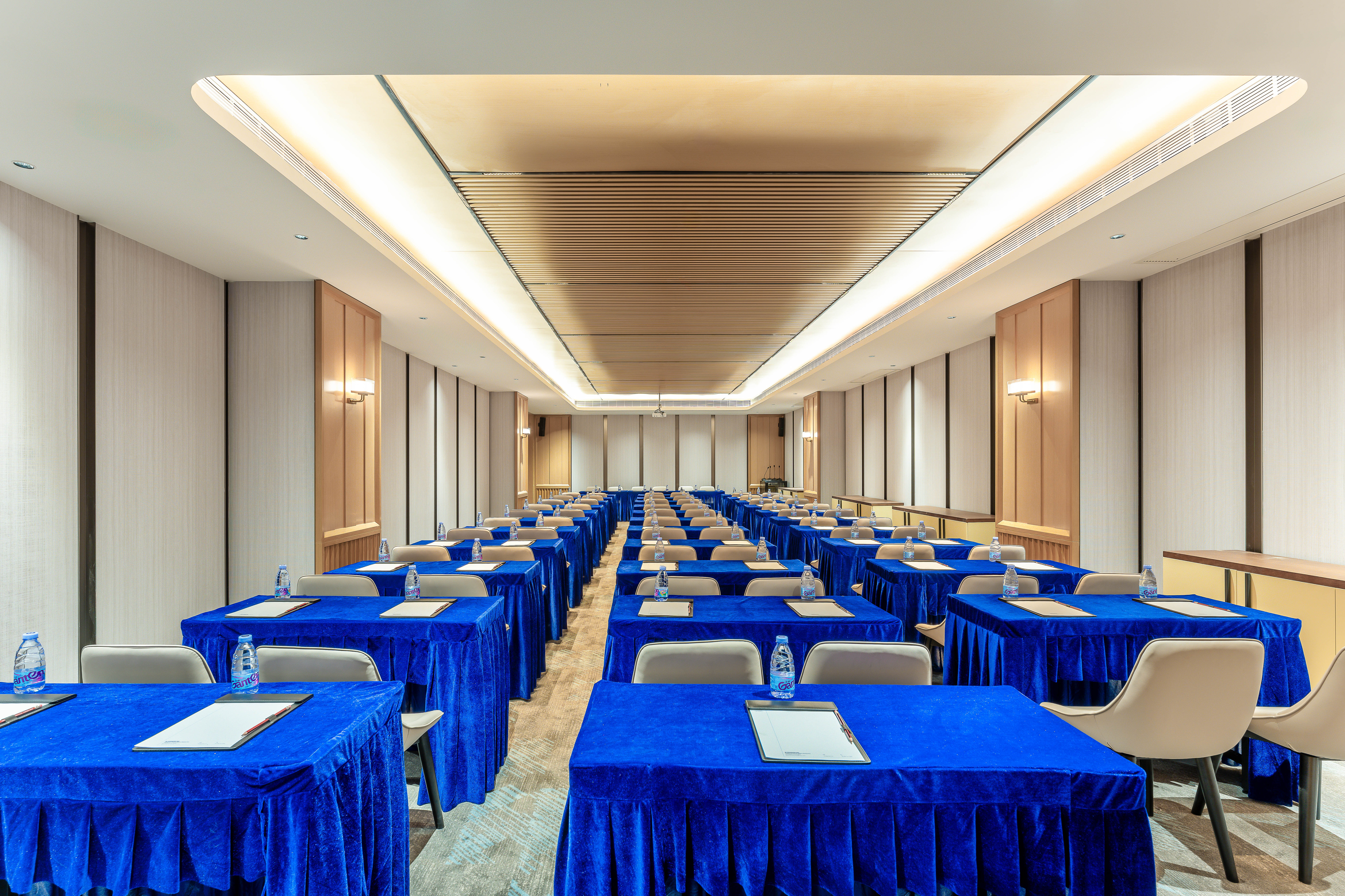 Holiday Inn Express Haikou Xiuying Port 28/32