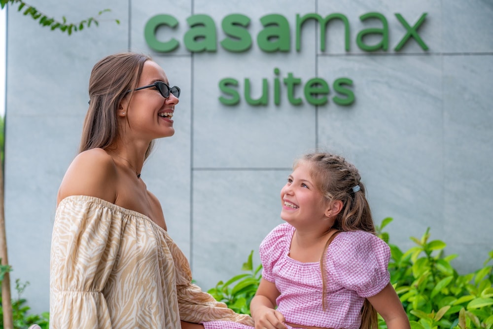 Casamax Suites 8/27