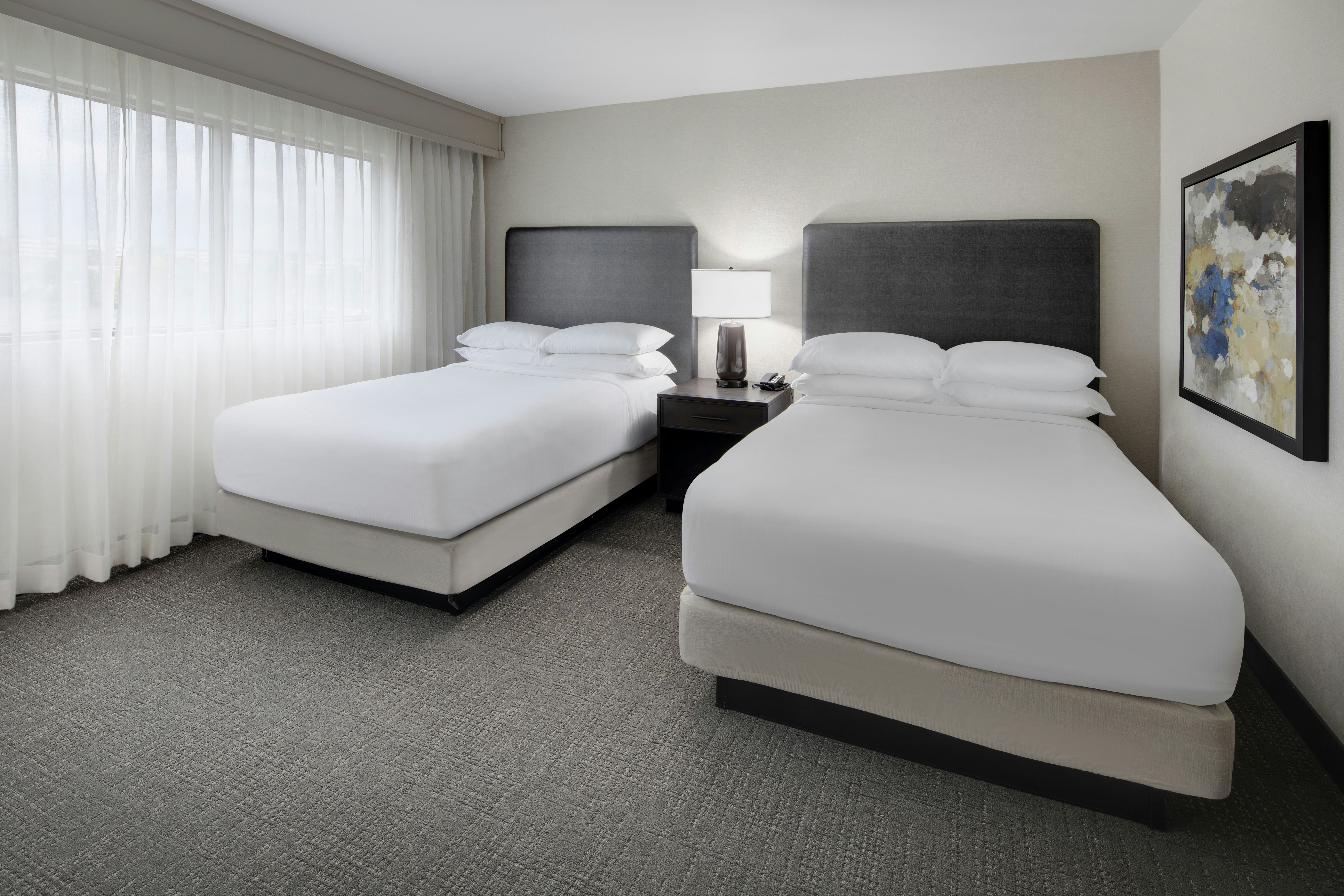Embassy Suites by Hilton Detroit Troy Auburn Hills 10/77