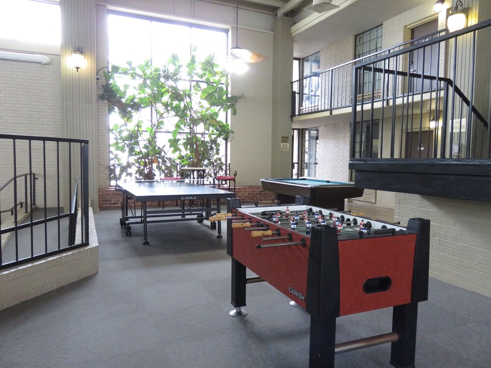 Northwest Inn 28/38