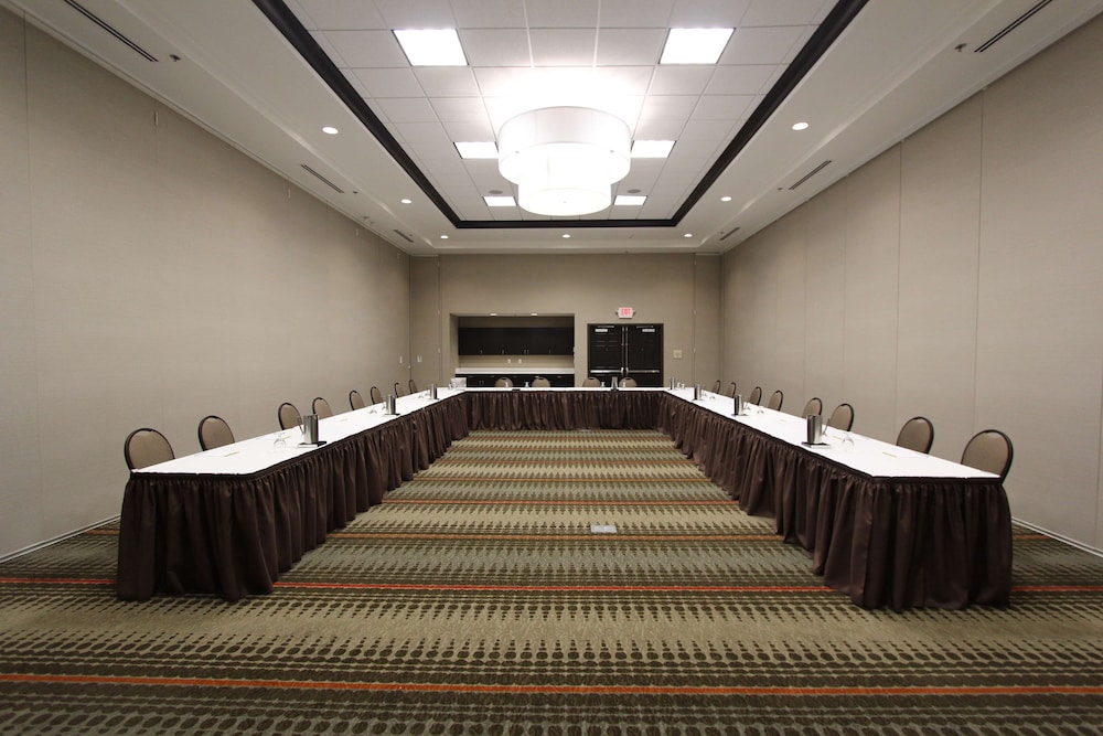 Hilton Garden Inn Findlay 58/80