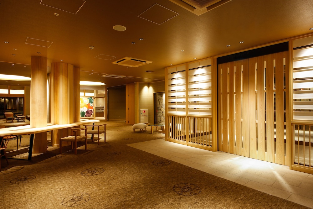 THE SHIROYAMA TERRACE TSUYAMA VILLA 5/68