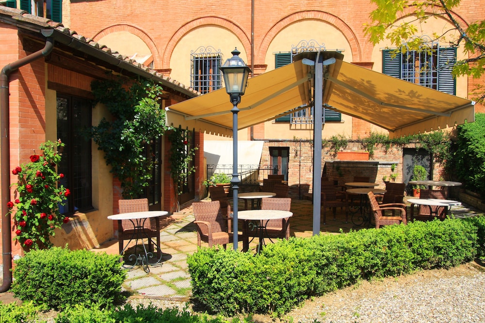 Palazzo Ravizza 35/42