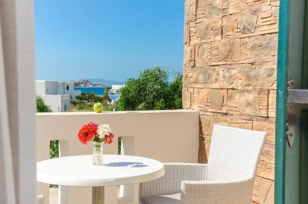 Plaka Hotel I 41/62