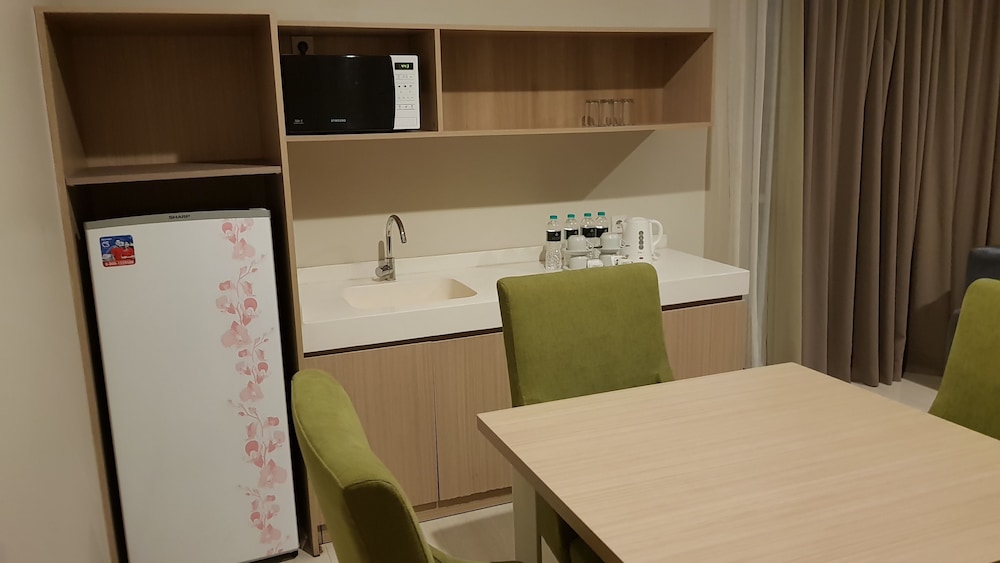 AYAKA SUITES 28/70