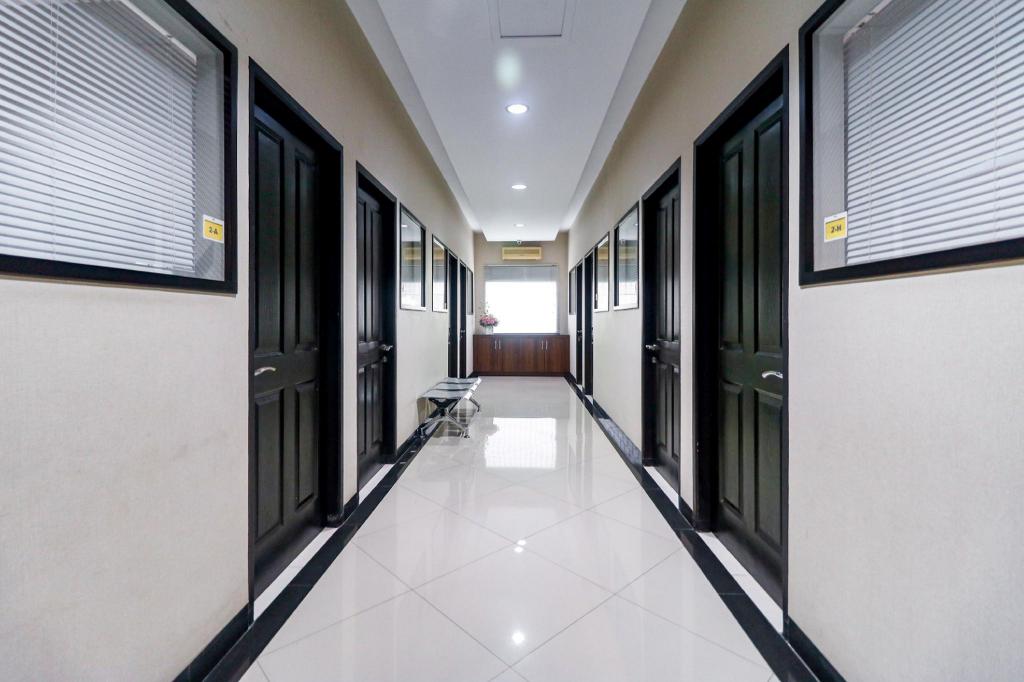 Reddoorz Near Kebon Jeruk Jakarta 5/32