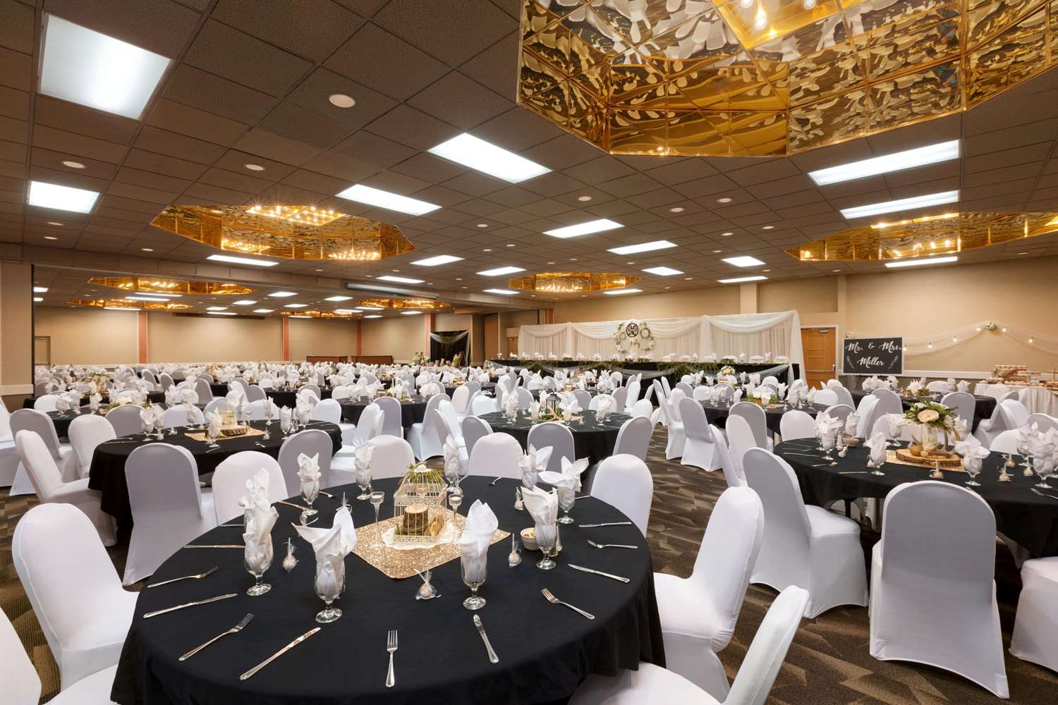 Ramada by Wyndham Fargo 11/15