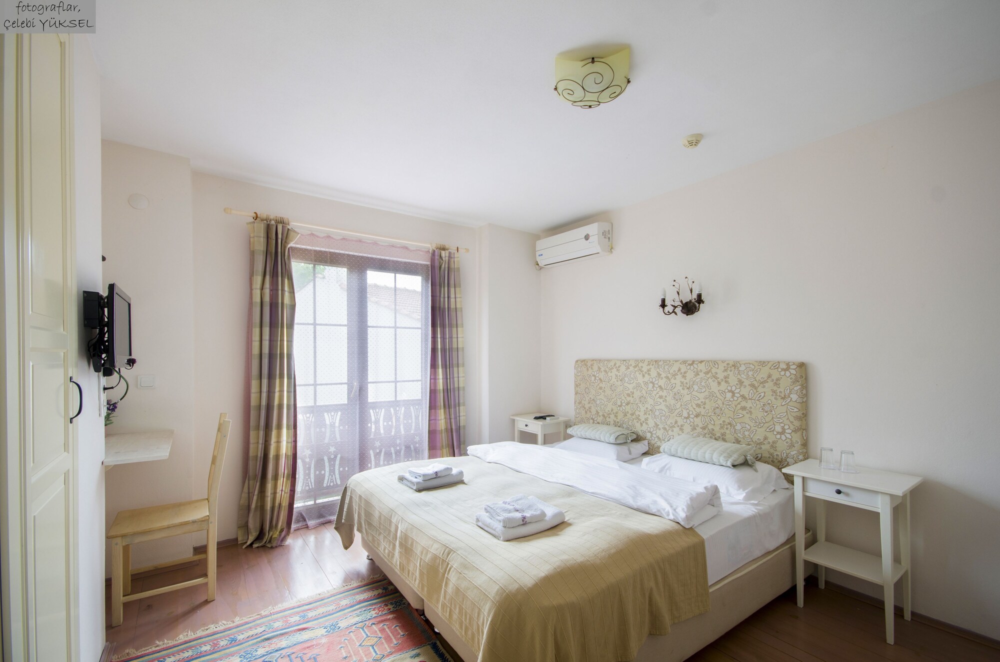 Standard, Double Bed