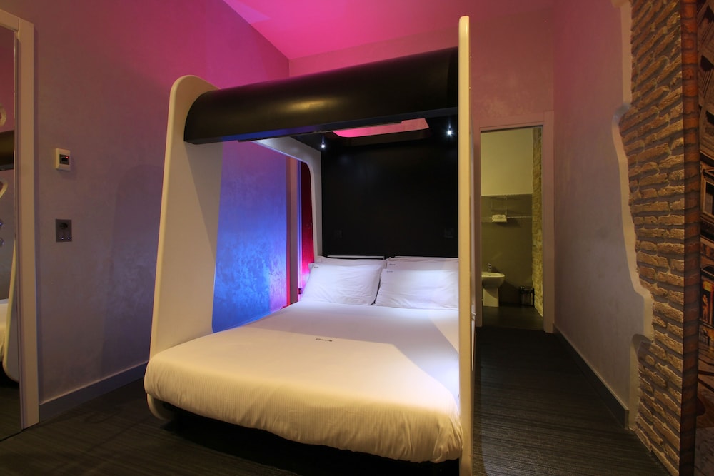 Irooms Pantheon & Navona 10/65